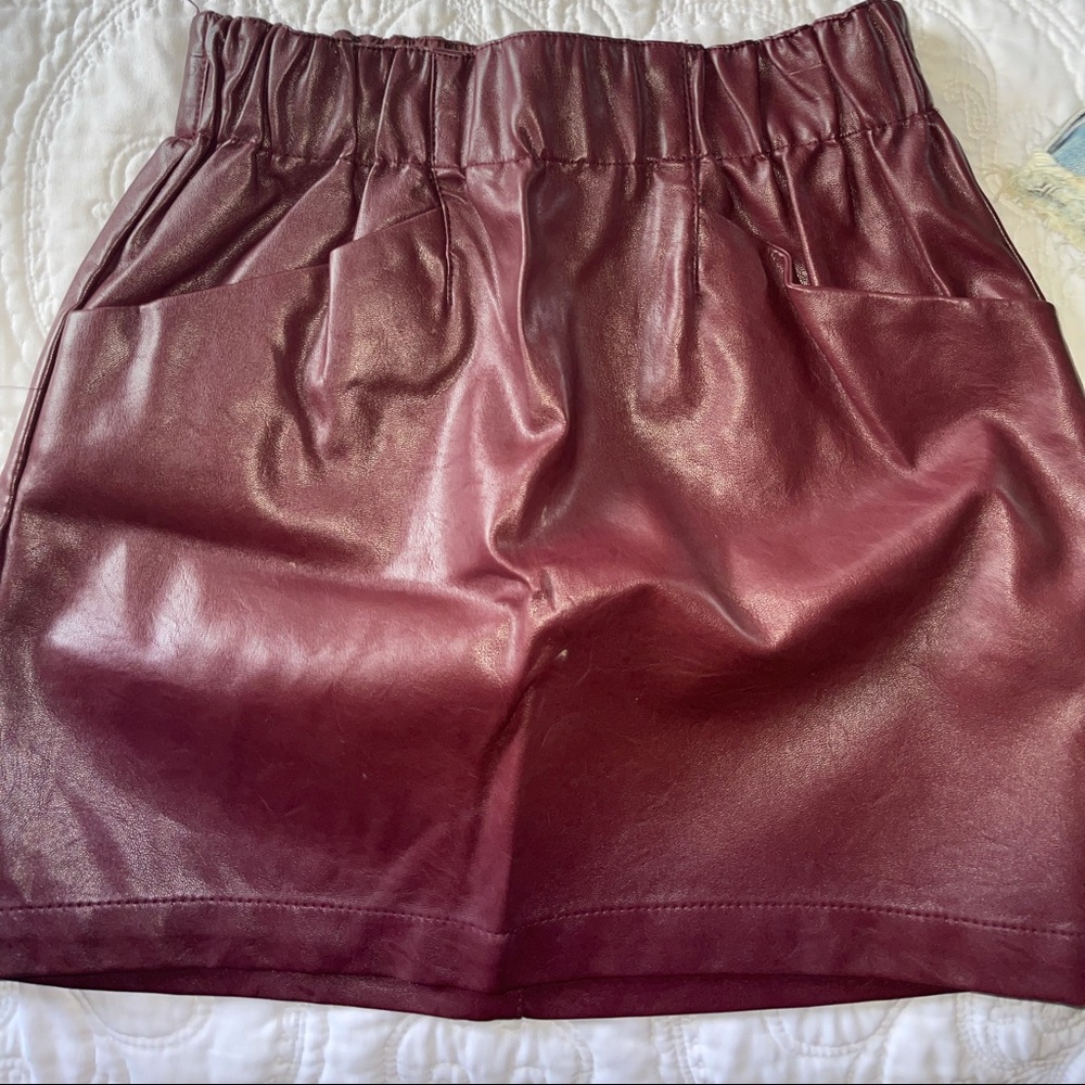 Women’s burgundy mini skirt size XS